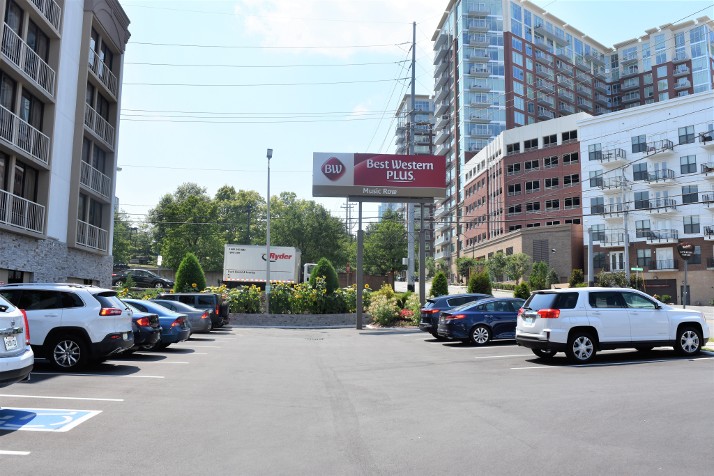 Best Western Downtown PLUS Music Row