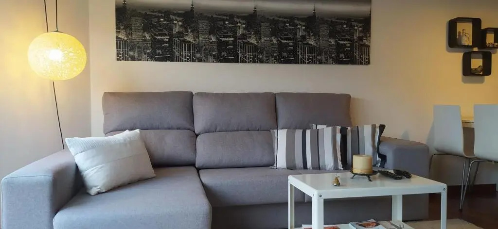 Moderno y luminoso 2 dormitorios con todas las comodidades en Pontevedra ciudad