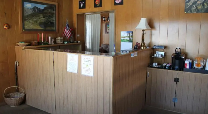Riviera Inn