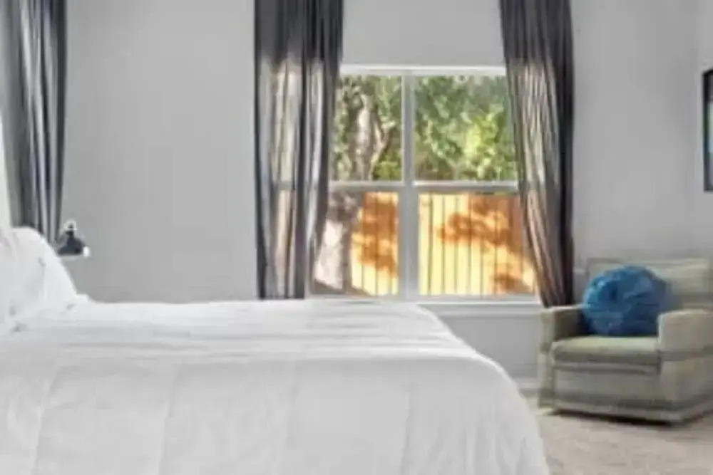 Large 3BD 2BR Lower Bishop Arts Near Downtown Dallas