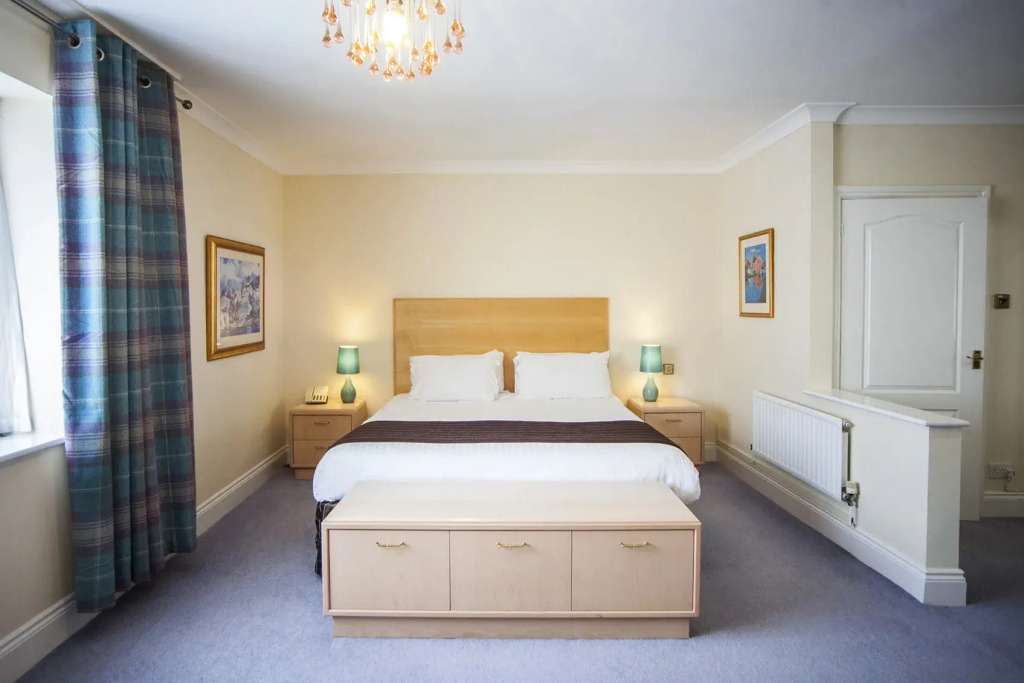 The Walnut Tree Hotel