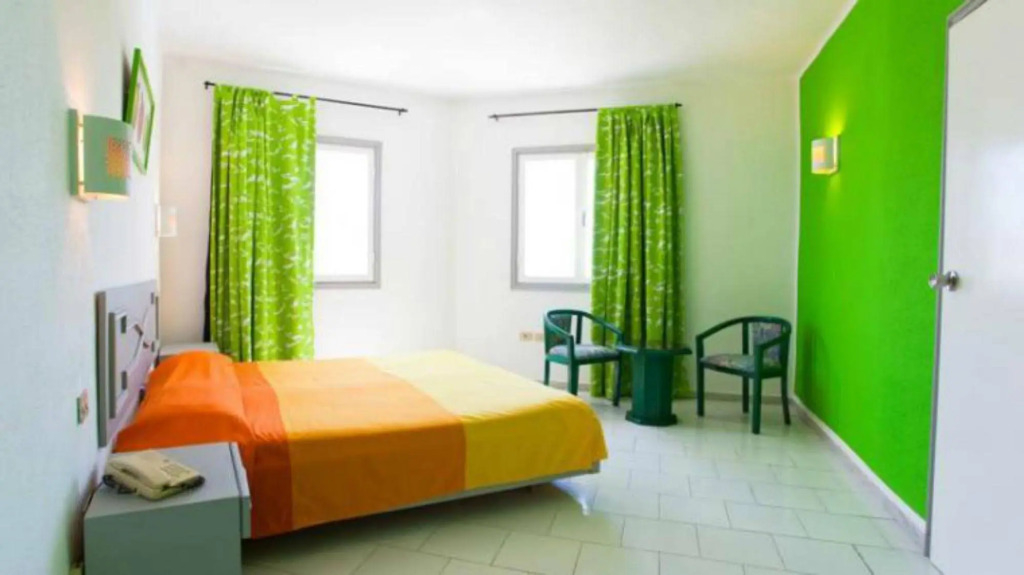 Kinza Hotel