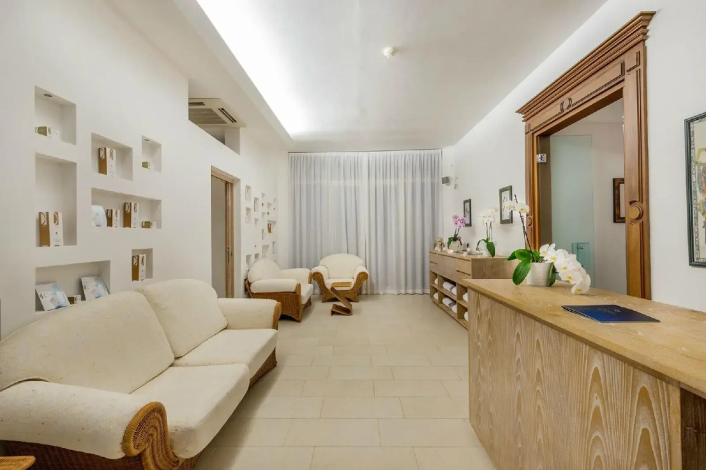 The Pelican Beach Resort & SPA — только для взрослых
