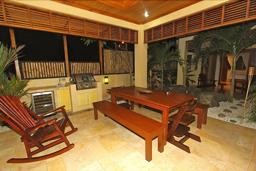 Casa Canopy