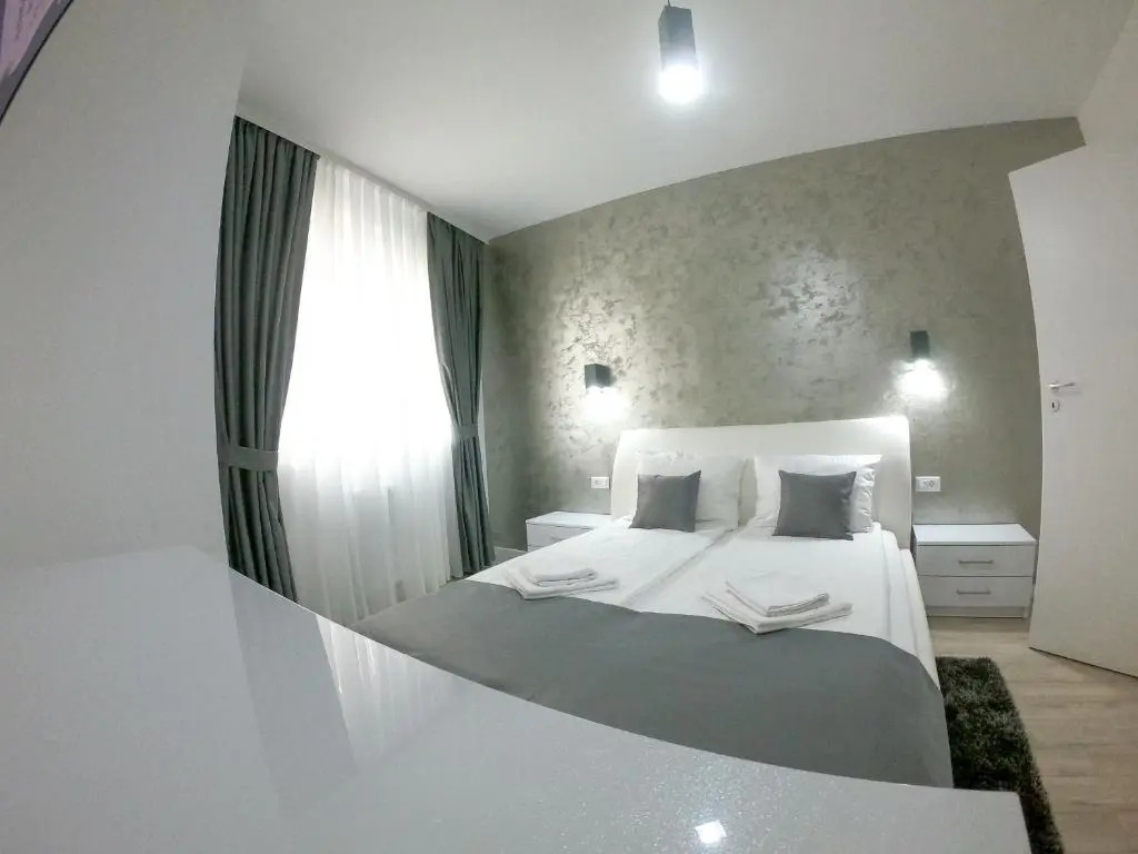 Central modern residence in Oradea
