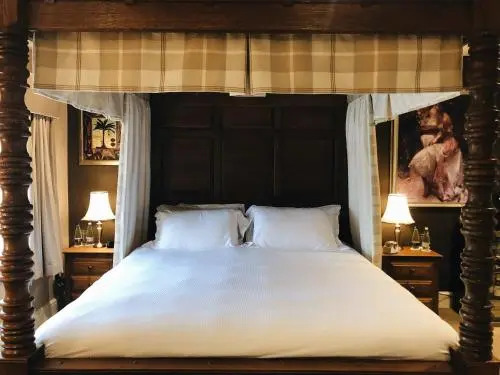 The Houblon Inn