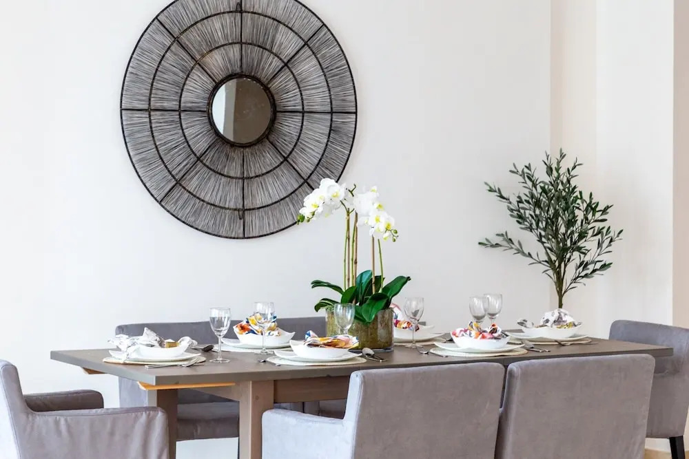 Frank Porter - Trident Grand Residence