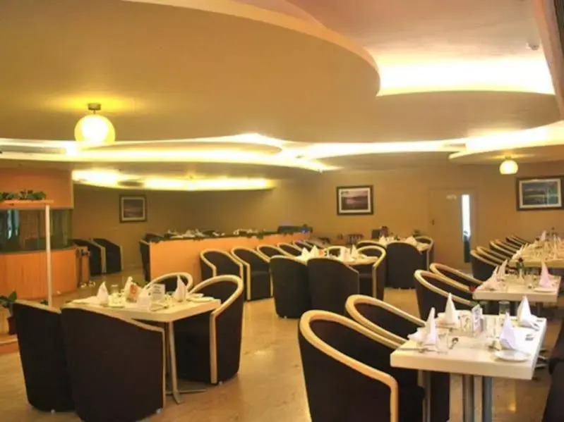 Vivanta Thane
