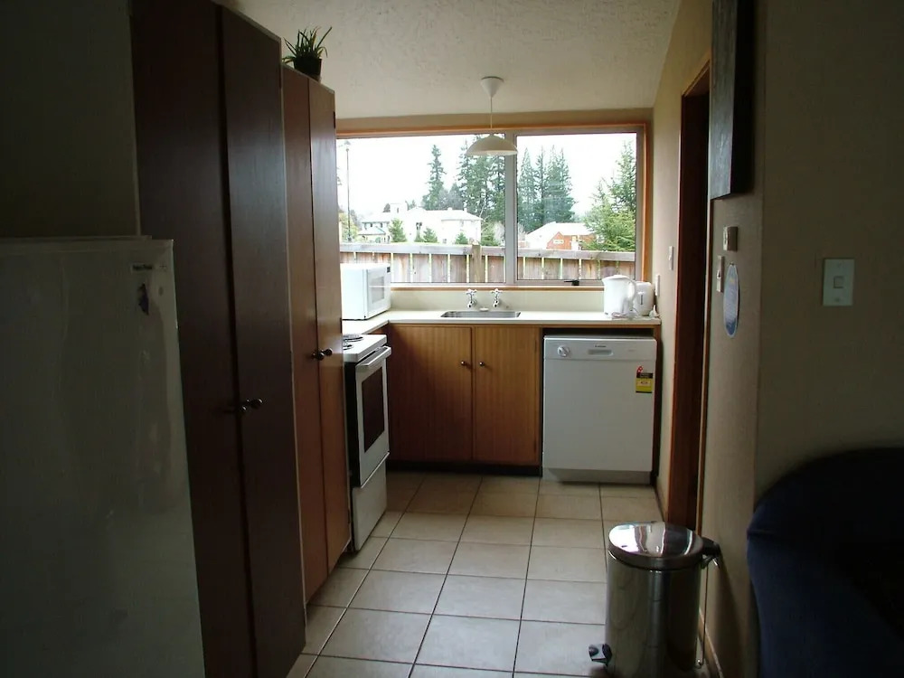 45 Conical Hill Road
