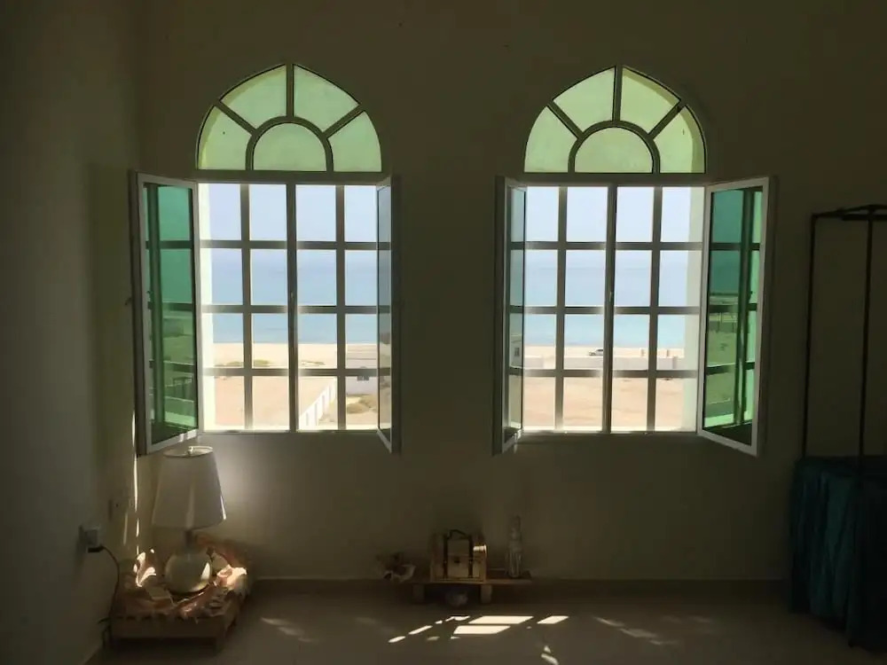 Beachfront Room With Stunning sea View Free Breakfast and Toiletries
