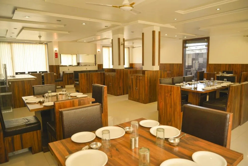 Hotel Sai Empire