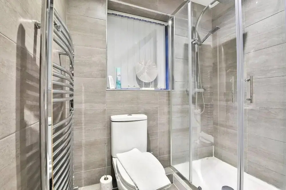 Whitchurch Place 2 Bed Flat in Cardiff