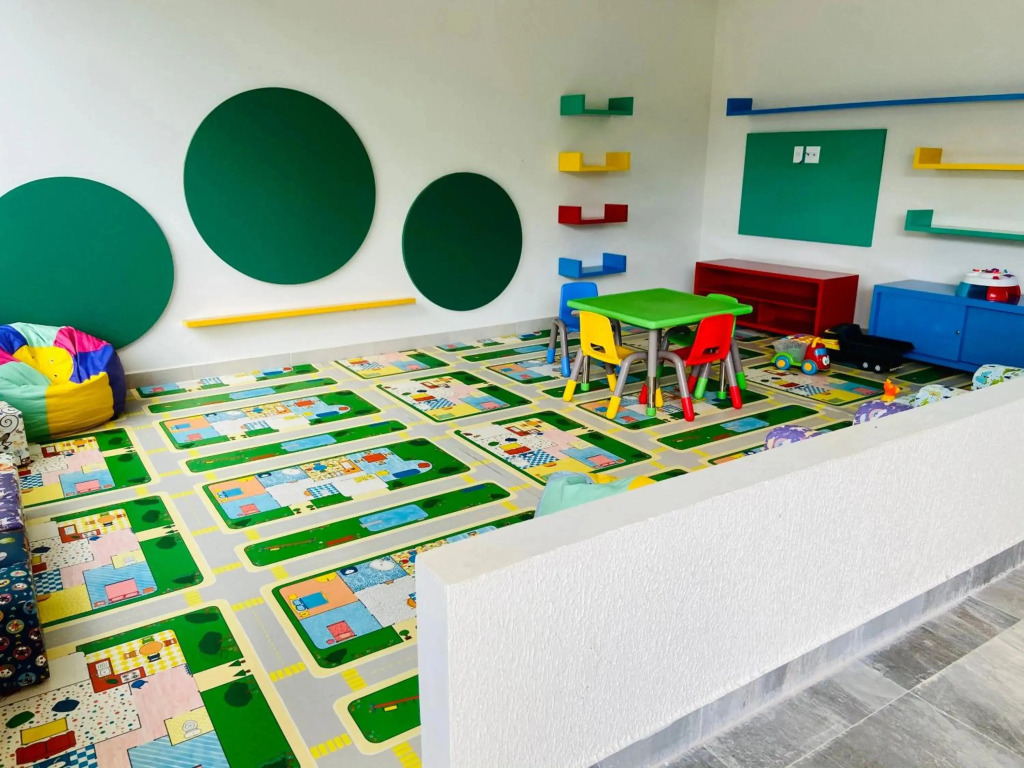 Flat 303 - Condomínio Park Veredas - Completo com ar no quarto e na sala