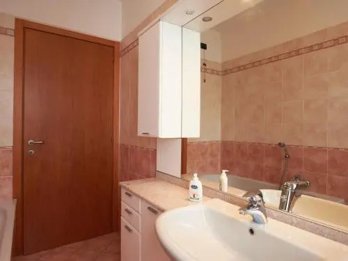 Holiday Home Gigliola - CCO390 by Interhome