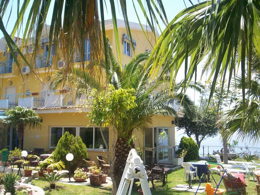 Hotel Piccolo Mondo