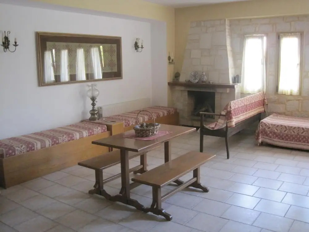 Vamos Palace Apartments