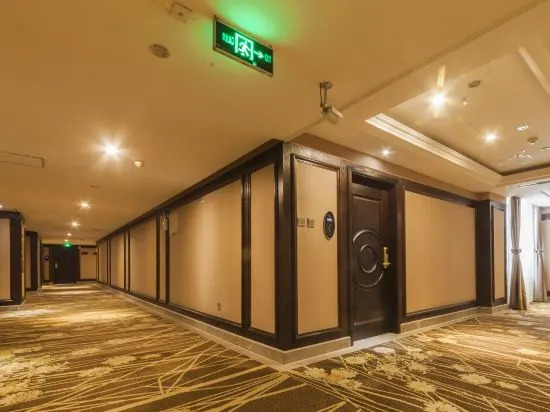 Urumqi Jiangxi Hotel