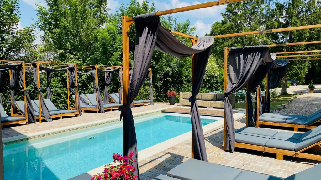 Hôtel La Licorne & Spa