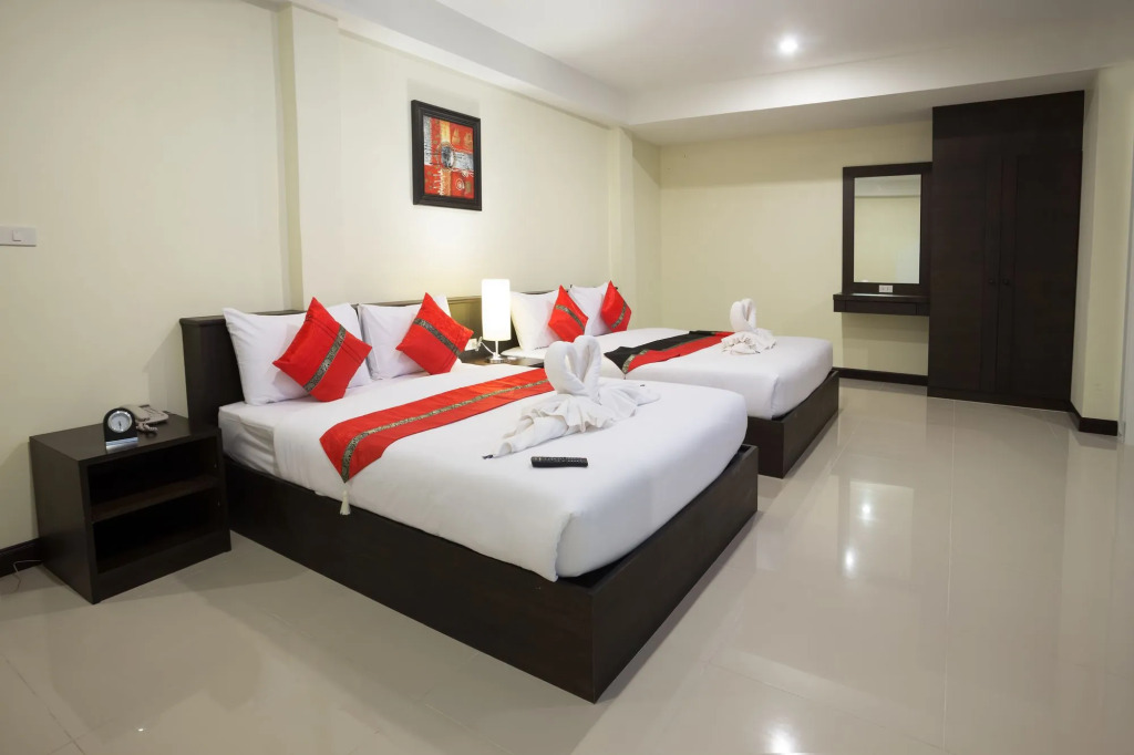 The Elegant Patong