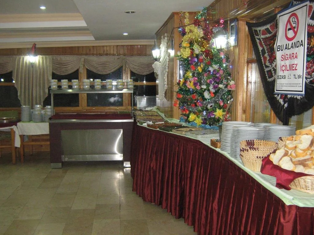 Sis Hotel