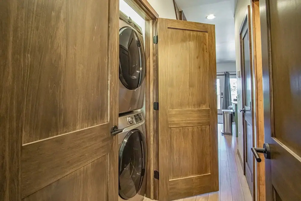 3 Bedroom: Coal Box Beautiful Unique Home Close to Slopes