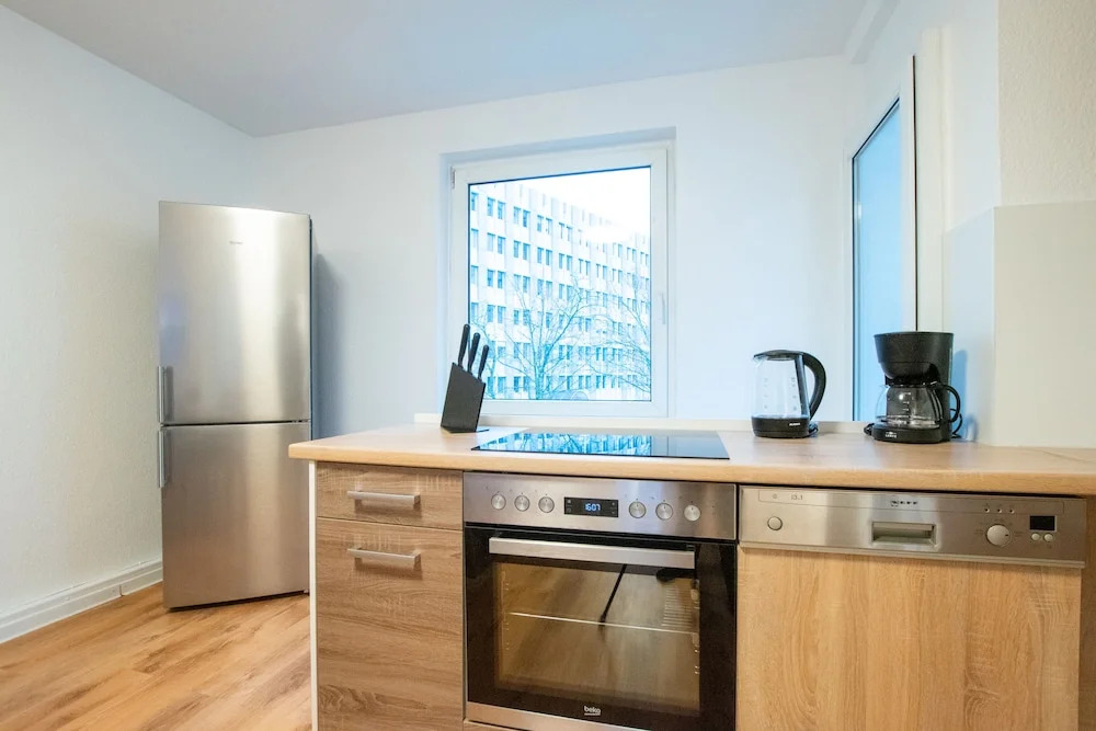 Tolstov-Hotels Large Apartment