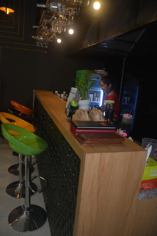 Amy Hostel Hue