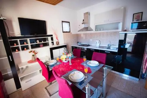 Ivano Apartments
