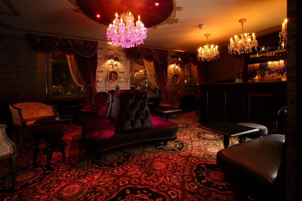 OYO The Townhouse
