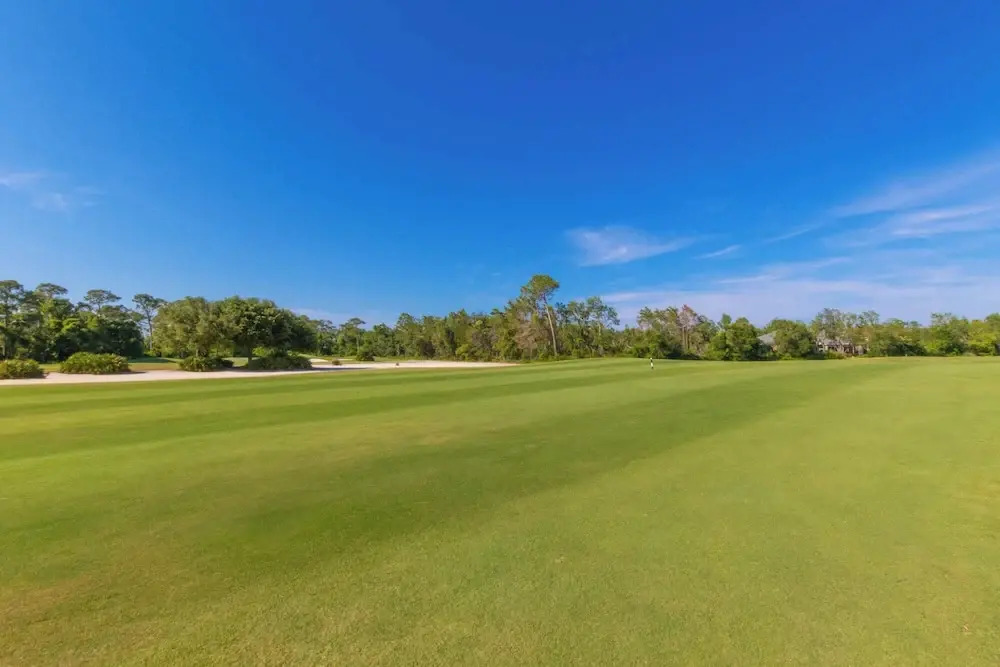 Luxury 3 Bed 3 Bath Resort Beaches Pool Golf