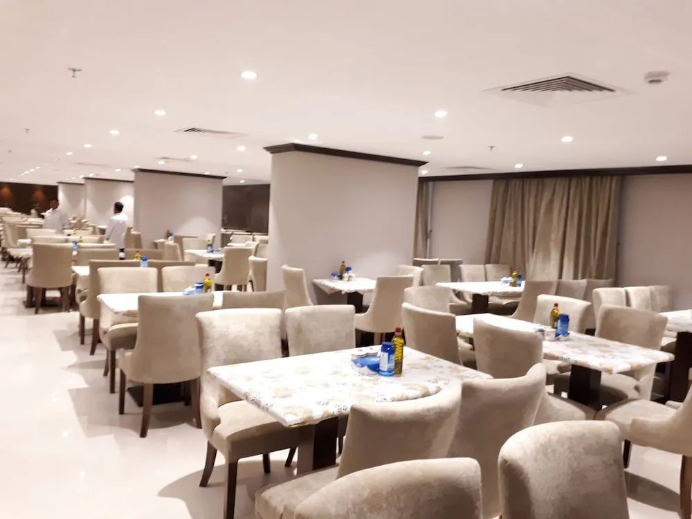 Wahat Al Refa Hotel