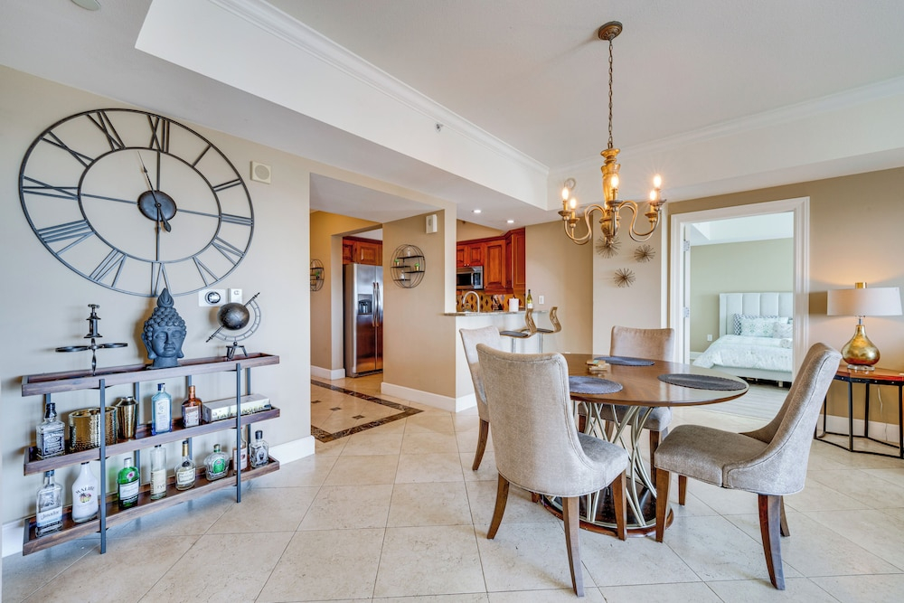 Reunion Resort Condo w/ Pools - Near Disney!
