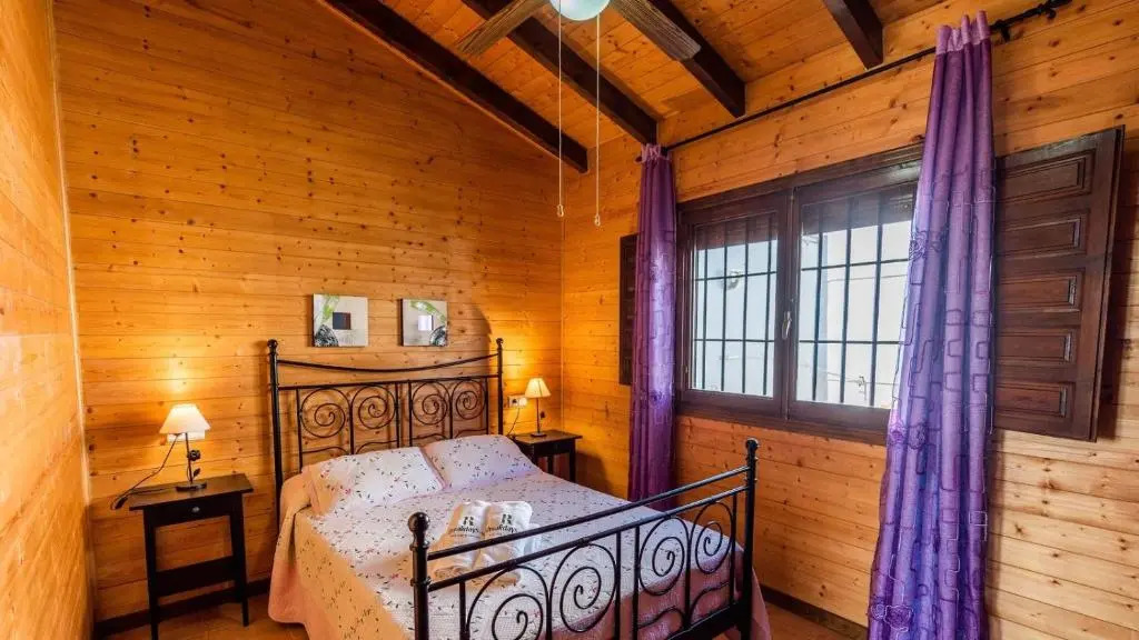 Casita de Madera Ardales by Ruralidays