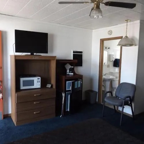 Lazy B Motel