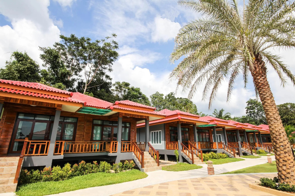 Lanta Lapaya Resort