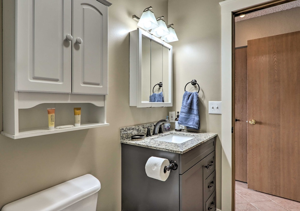 Lake of the Ozarks Views: Osage Beach Condo!