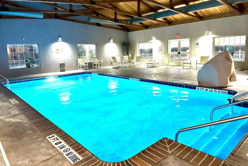 Microtel Inn & Suites by Wyndham Quincy Downtown - River Area