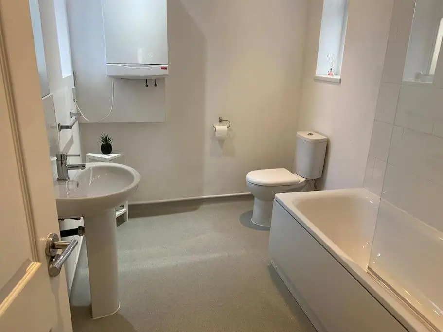 Superb Flat @ Market Street - 62B