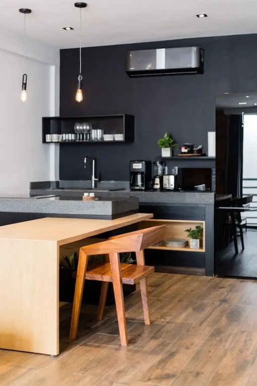 Life Boutique Condo