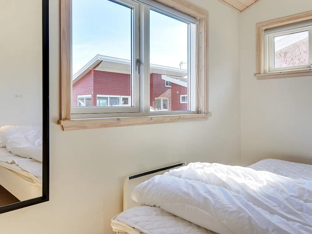 6 People, 2 Bedrooms, Living Room/bathroom, 4+2 People, 55m2