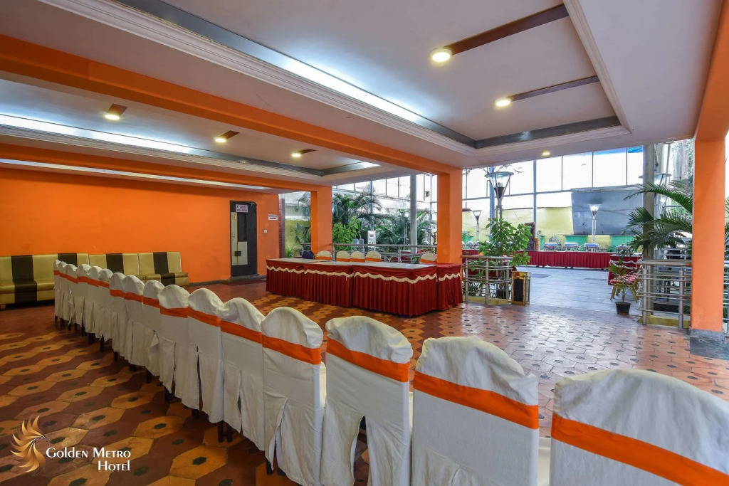 Golden Metro Hotel
