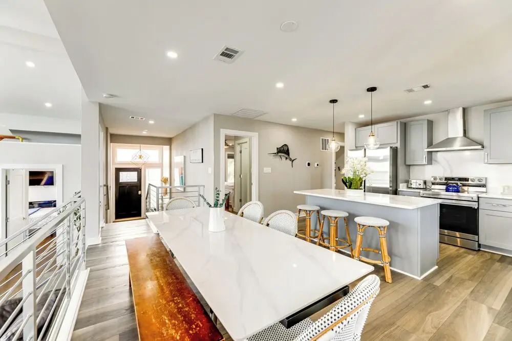 Game Room! Waterfront Group Haven in Ocean Pines