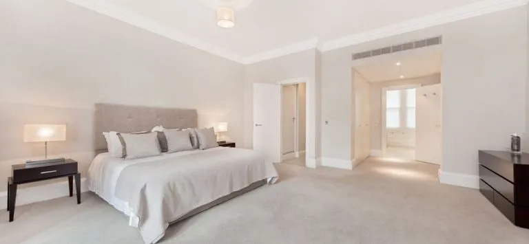 LVE- Oxford Street Apartments