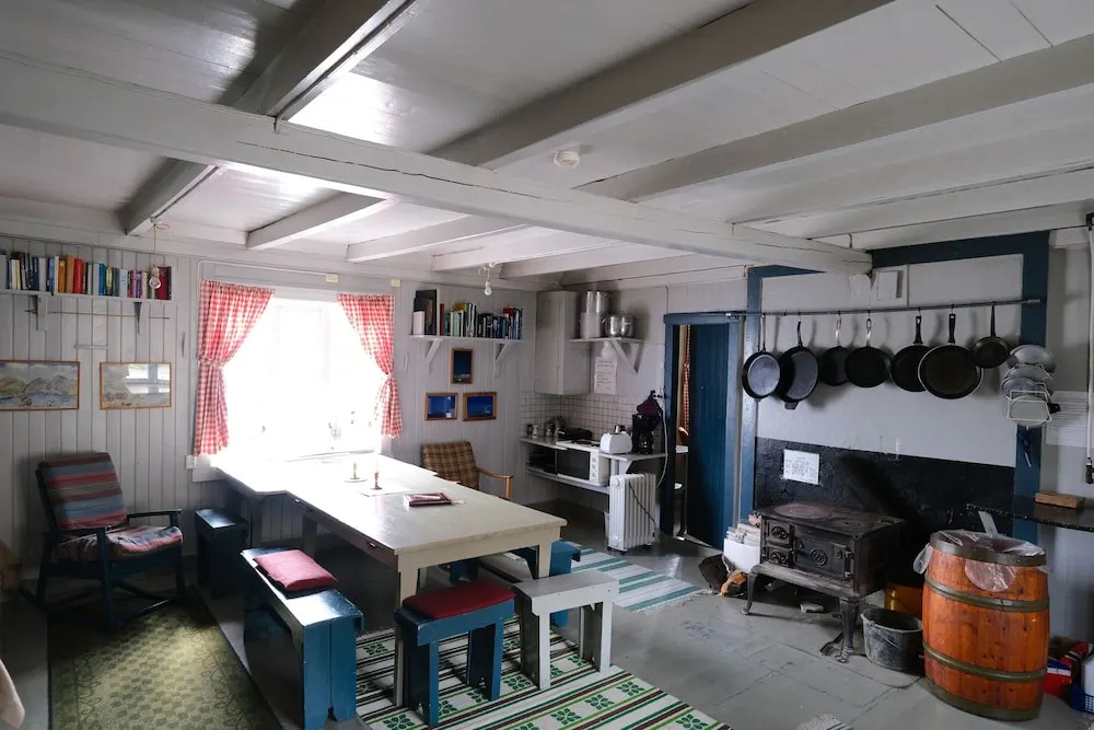 Stamsund Hostel
