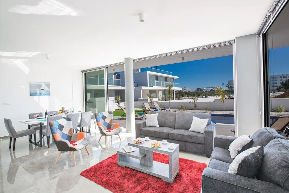 Villa Prol14, Fantastic 5bdr Brand New Protaras Villa With Private Pool