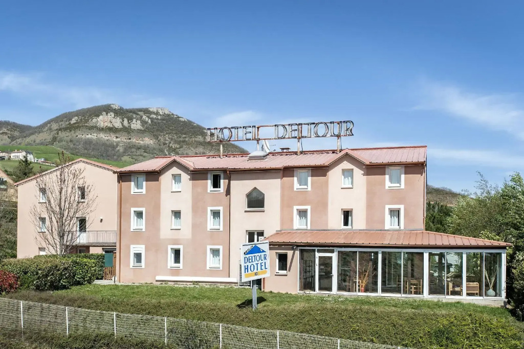 Brit Hotel Essentiel Millau