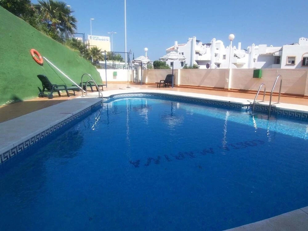 Apartment With 2 Bedrooms in Benalmádena, With Wonderful sea View, Poo