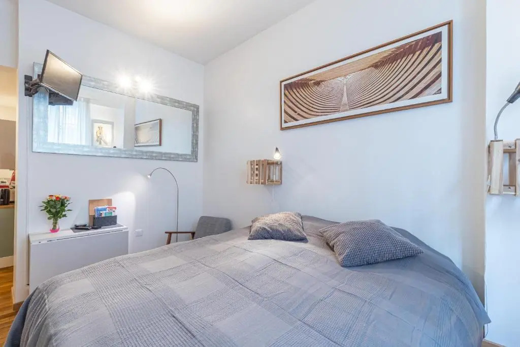 Cosy studio 1 Lit au Port de Nice
