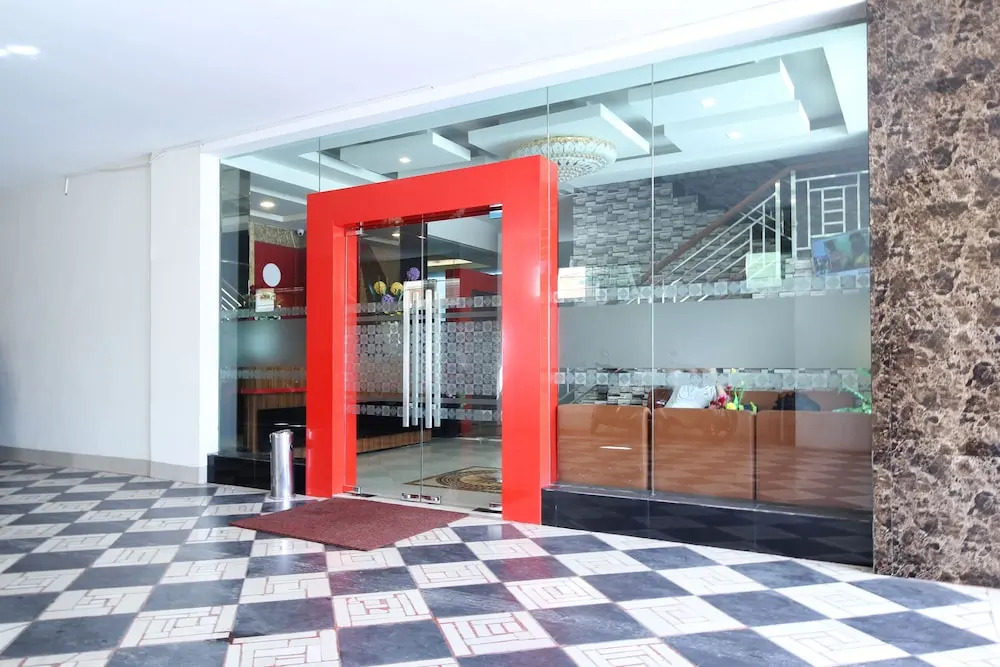RedDoorz Plus near Universitas Negeri Makassar