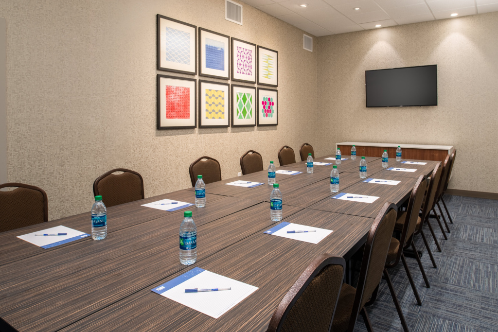 Holiday Inn Express & Suites - Camas by IHG